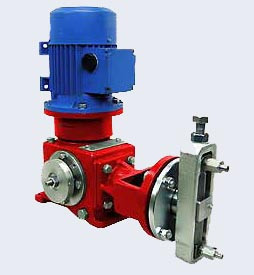 Насос-дозатор плунжерний НД-400 (ХТЗ) Сахгидромаш, фото 1