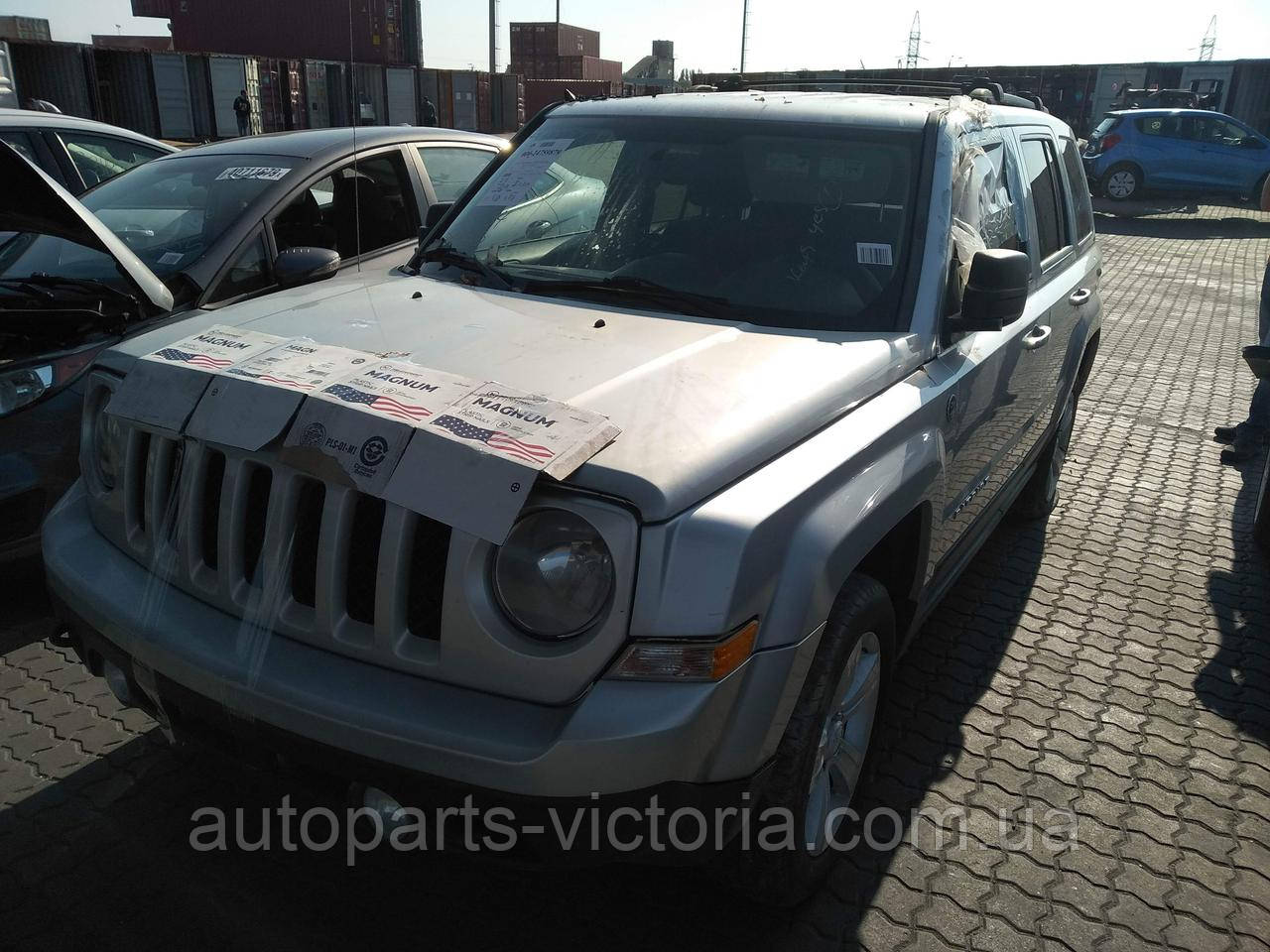 Авторозбирання Jeep Patriot Latitude 2012 Silver 2.4L США