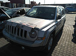 Авторозбирання Jeep Patriot Latitude 2012 Silver 2.4L США