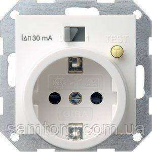 Розетка Gira System 55 2К+З, УЗО, 30мА, 16А/250В, шторки, білий (047703)