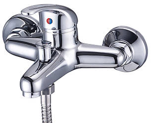 Змішувач для ванни короткий Solone LUN3