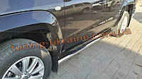 Пороги нержавійка труби хром на Фольксваген Амарок 2010 Бічні пороги труба з проступью на Volkswagen Amarok