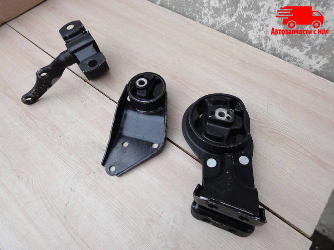 Комплект подушек двигателя и КПП ВАЗ 2108, 2109, 21099, 2113, 2114 ...