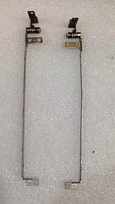 Петлі (пара) Toshiba NB100 (6053B0415201 6053B0415301) б/в