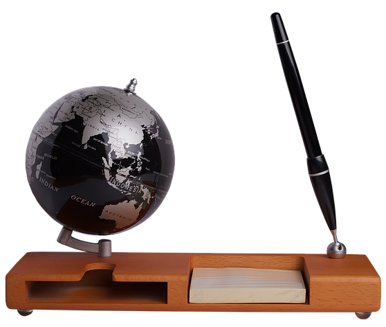 Глобус (10.6 см) black silver на дер. подст. із ручкою та візитниць., колір: темна вишня, фото 2