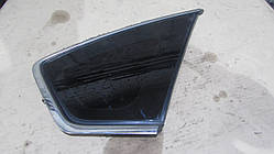 Скло кузове заднє праве Nissan Teana J31 JAPAN 833009Y000