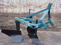 Плуг навісний однокорпусний із передпослужником 125 ПР Каменець