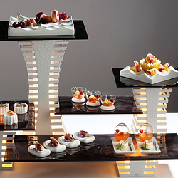 Фуршетні стійки і підставки