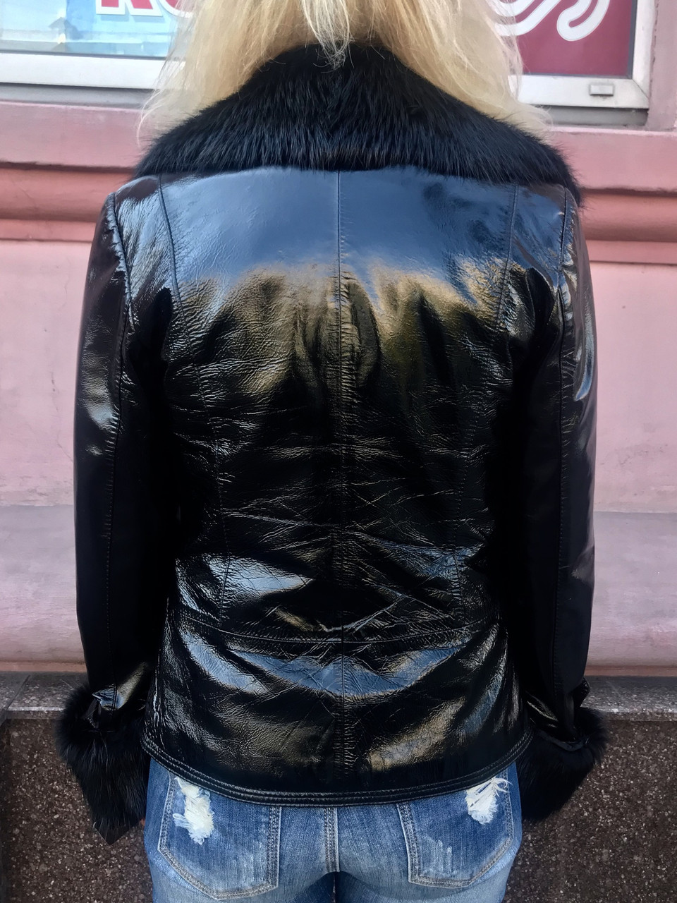Женская куртка кожаная лаковая натуральная на подстежке с мехами - фото 2 - id-p1052870678