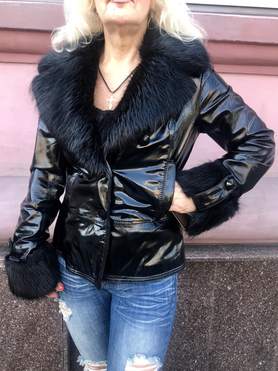 Женская куртка кожаная лаковая натуральная на подстежке с мехами - фото 4 - id-p1052870678