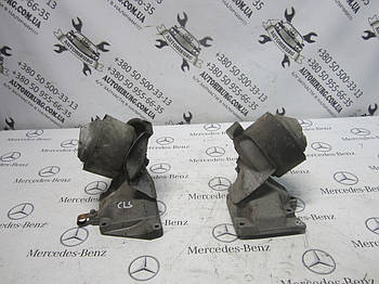 Подушка двигуна mercedes-benz w219 cls-class (A2112411534 / A2112411234)