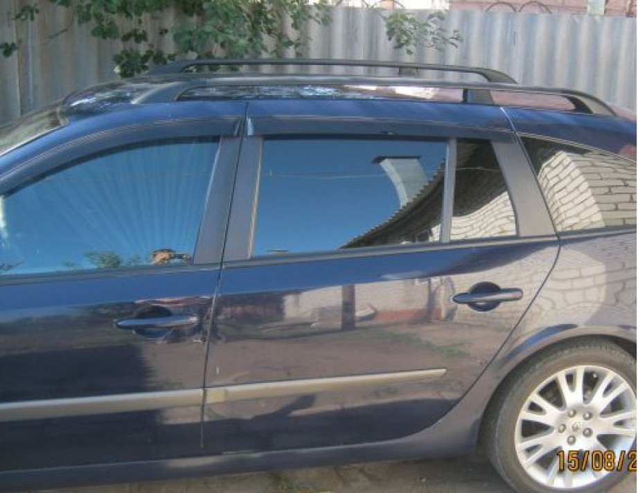 Дефлектори вікон (вітровики) RENAULT Laguna Grandtour II 2001-2007 Cobra tuning R12601