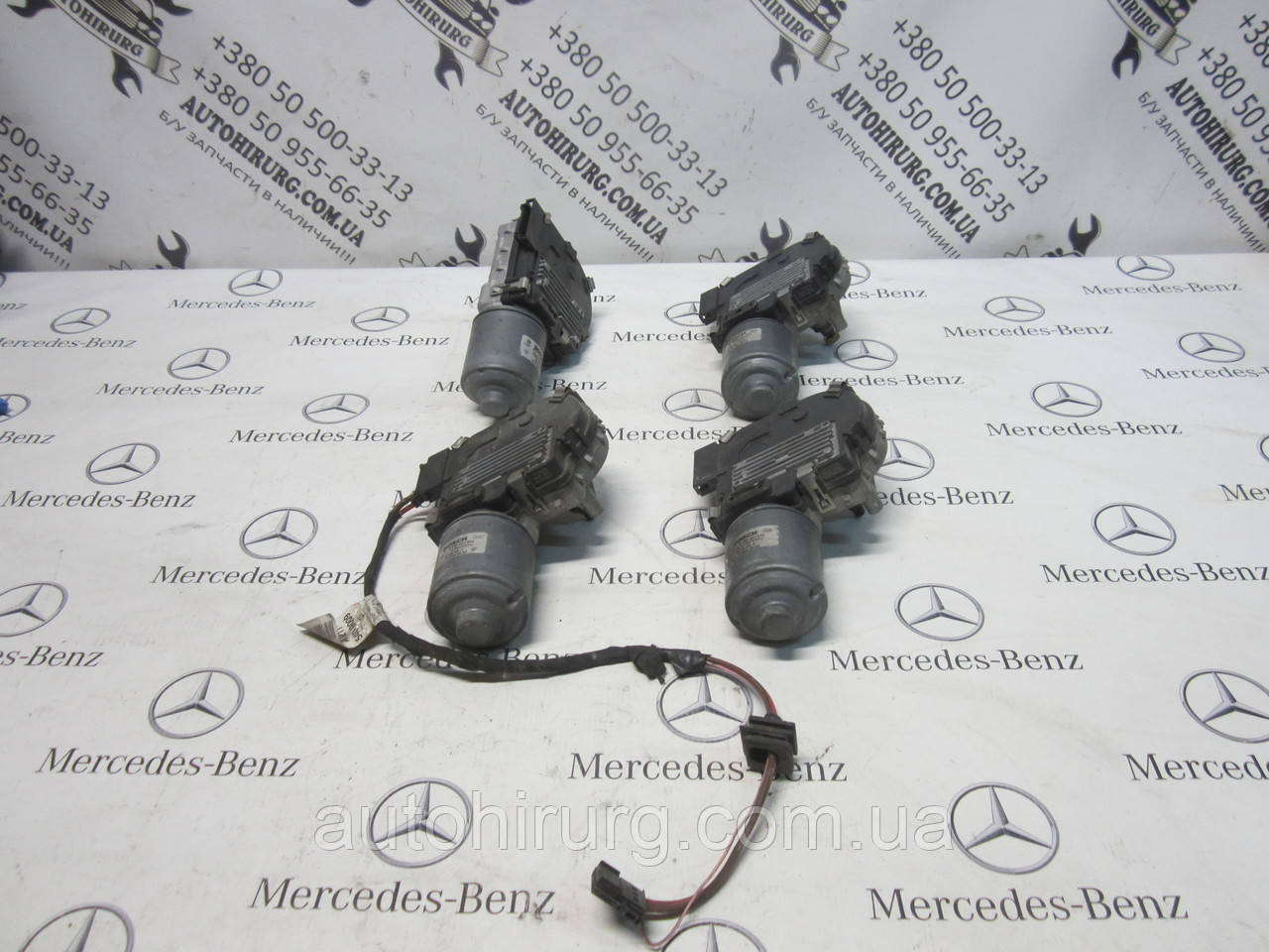 Мотор переднього склоочисника mercedes-benz w211 e-class (A2118200942 / 0390241802)