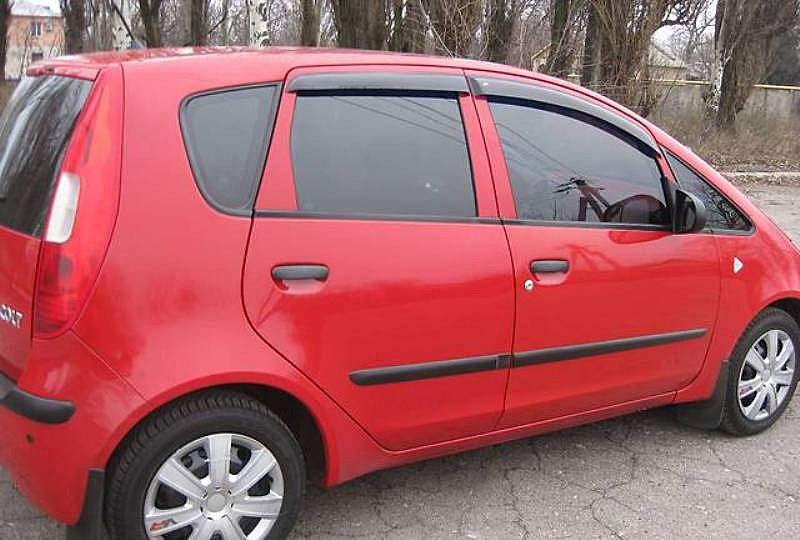 Дефлектори вікон (вітровики) MITSUBISHI Colt 5d (Z30) 2004 Cobra tuning M40204