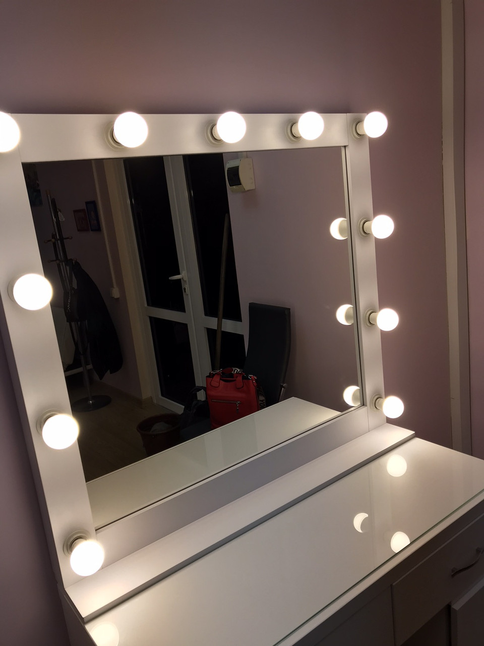 Место визажиста Milan ДСП Белое зеркало в раме 11 ламп, ручки Эстет (Markson TM) - фото 4 - id-p1006232021