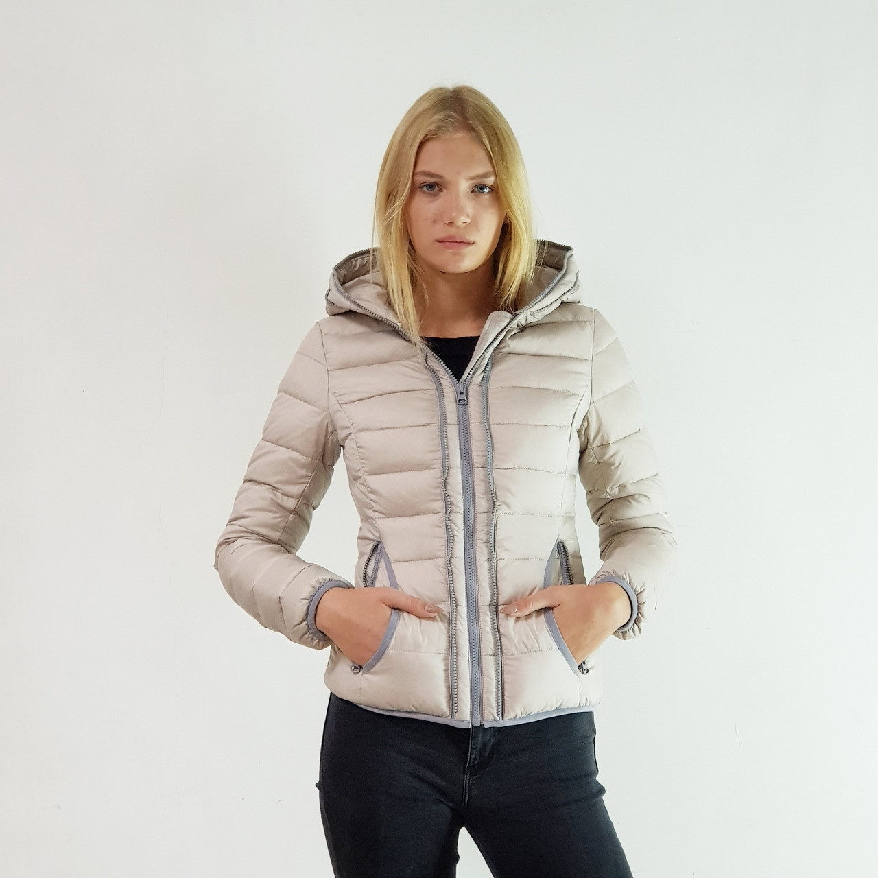 Купить Женский пуховик на пуху зимний короткий Snowimage с капюшоном ...