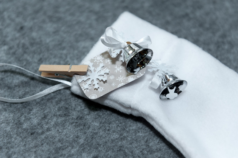 Новогодний сапожок для подарков Рождественский с серебром 18*9,5 см - фото 2 - id-p1053984820
