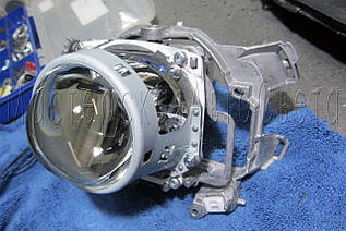 Volkswagen Passat B6 (2005-2008) — заміна лінз Valeo на біксенонові Hella 3R F1