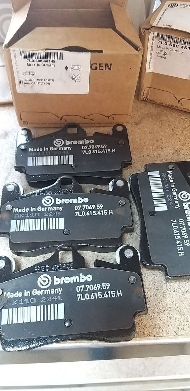 Колодки гальмівні задні AUDI Q7 05-15, Porsche Cayenne 02-10, VW Touareg 03-10 7L0698451B, фото 1