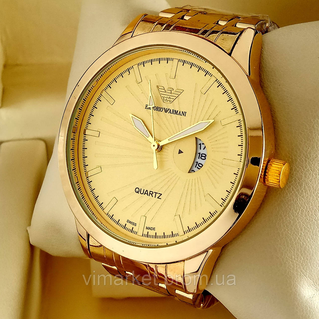 Чоловічі кварцові наручні годинники Emporio Armani T104 золотого кольору з золотим циферблатом з датою