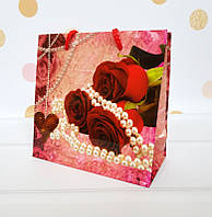 Подарунковий пакет ЧАШКА 16х16х7,5 Троянди з перлами