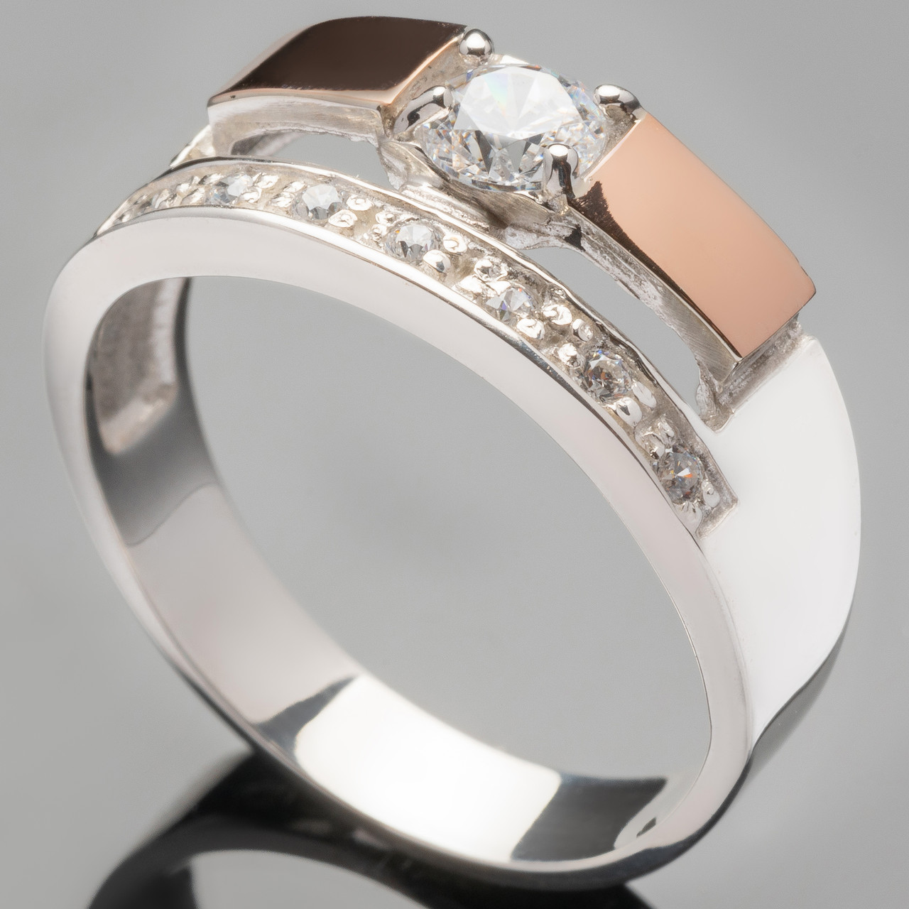 Серебряное кольцо 925 пробы с золотом арт. 413к