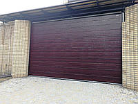 Гаражні секційні ворота ш3000мм, в2000мм (колір махагон)