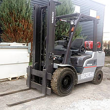 Газовий вилочний навантажувач Nissan UGF2A35DU 2009 б/у, фото 3