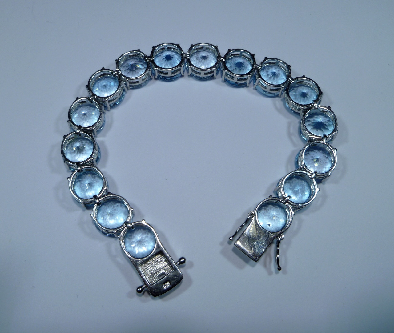 Фантастика Роскошный браслет с натуральным голубым топазом Sky Blue 11 мм - фото 4 - id-p1055450486