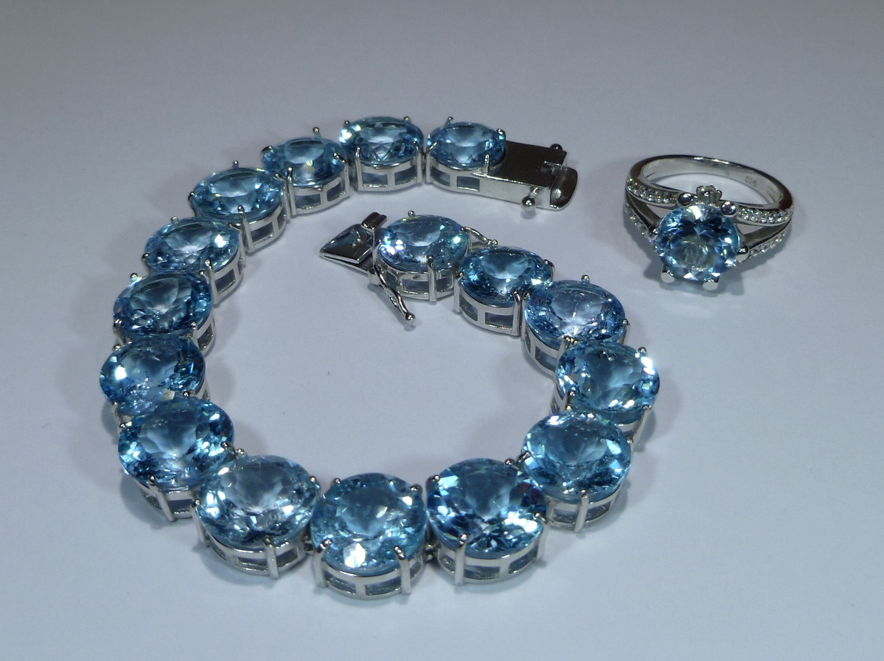 Фантастика Роскошный браслет с натуральным голубым топазом Sky Blue 11 мм - фото 10 - id-p1055450486