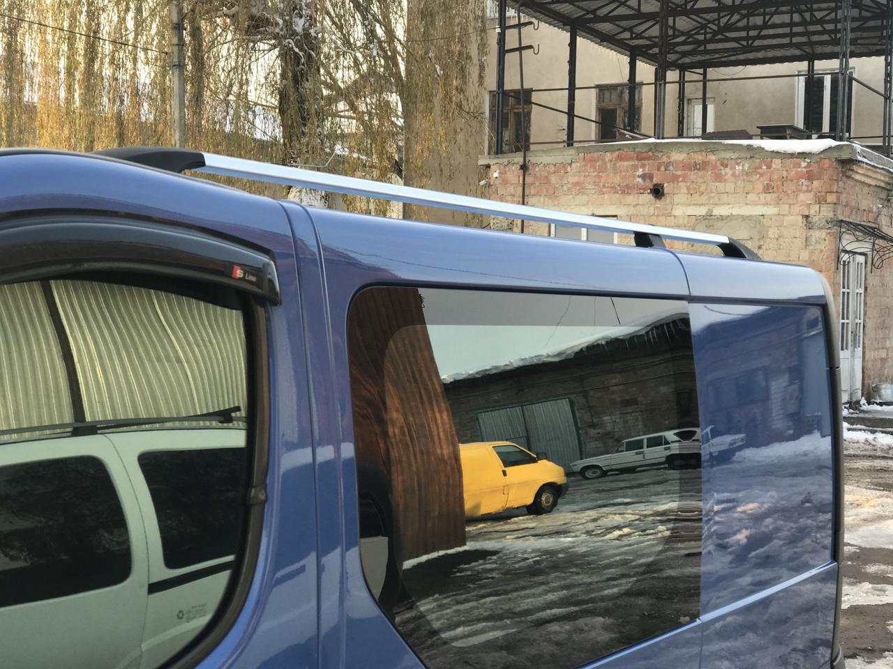 Рейлінги хром (чугунні ніжки, коротка база) Renault Trafic, Opel Vivaro 2001-2014, DDU MET066
