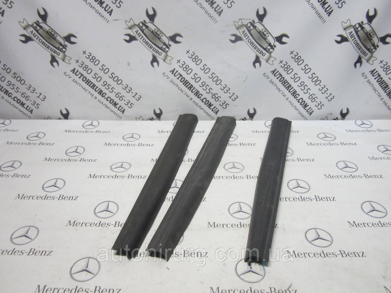 Накладка на передній поріг Mercedes-Benz W211 E-Class (A2116801735 / A2116801835)