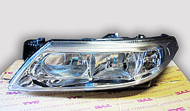 Фара ліва Рено Лагуна 2 01-08 TYC (6037090E)