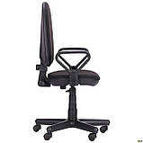 Офісне крісло Комфорт АМФ-Нью чорне на коліщатках для персоналу, фото 6
