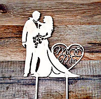 ТОППЕР ВЕСІЛЬНИЙ Mr&Mrs Білий Містер і Місіс Пара Закоханих Наречений Наречена Дерев'яний Топпери для Торта Топер