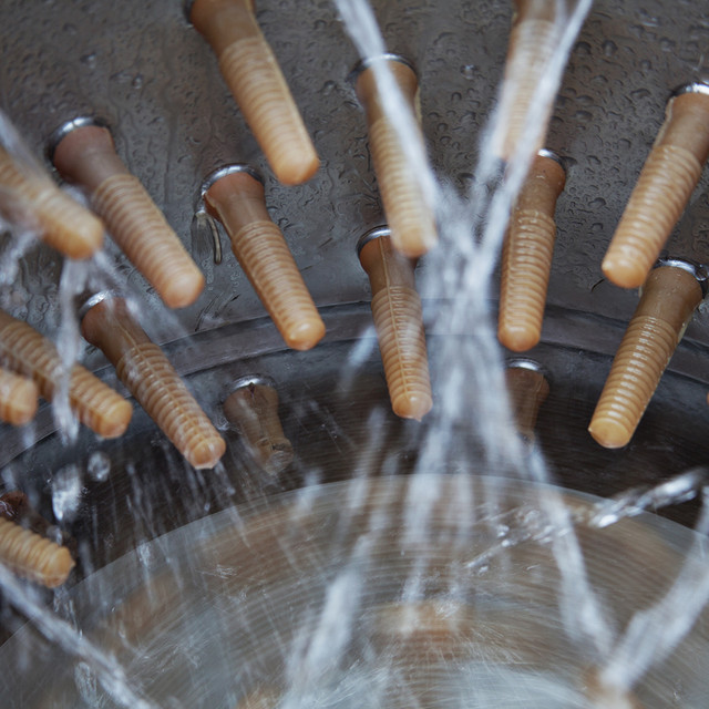 Машина для оскубывания птиці Система змочування