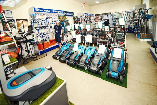 Магазин акумуляторних пив Husqvarna у Харкові