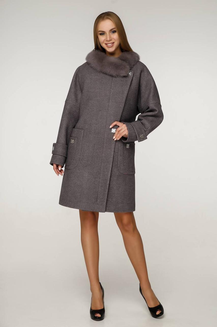 Розкішне зимове жіноче пальто з хутром