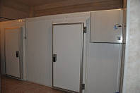 Холодильная камера для хранения, охлаждения и заморозки рыбы