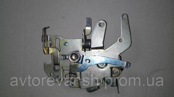 Замок на сдвижную левую дверь Мерседес Вито 638 грузовой бу Vito, цена ...