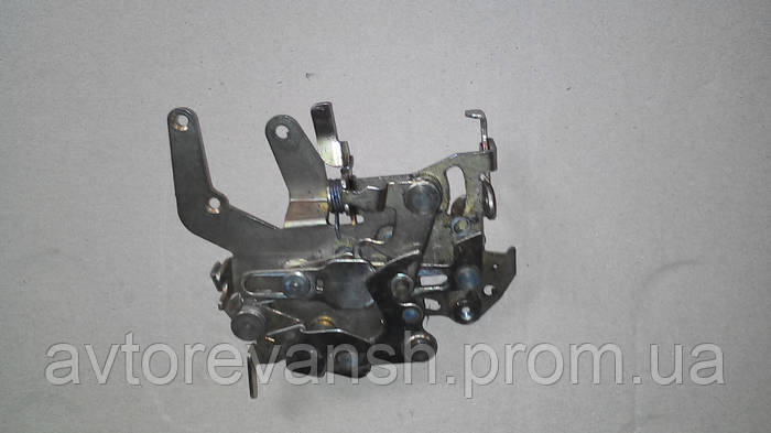 Замок на сдвижную левую дверь Мерседес Вито 638 грузовой бу Vito, цена ...