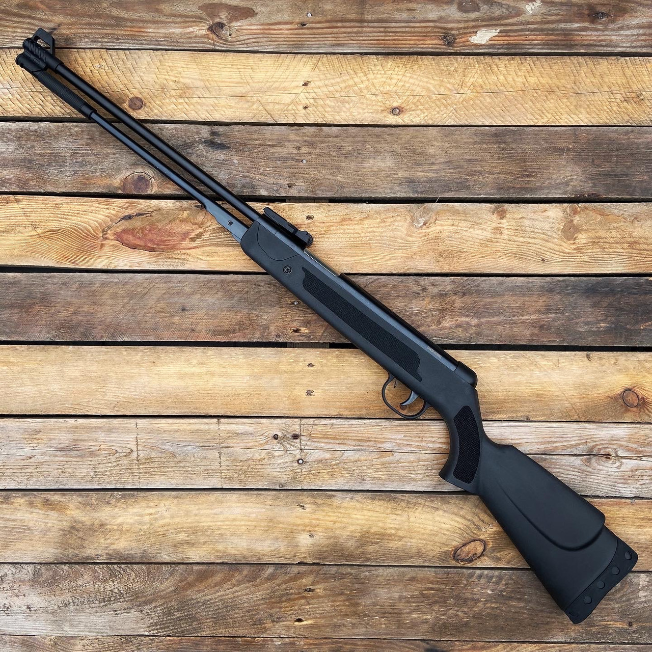 Пневматична гвинтівка WF600P 4.5 мм з піддульним зведенням (220 м/с)