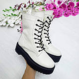 Жіночі зимові черевики високі шкіряні на шнурівці WooDstock світлий беж лак, фото 2