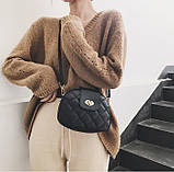 Жіноча чорна сумочка стьобана, фото 6