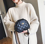 Жіноча чорна сумочка стьобана, фото 7