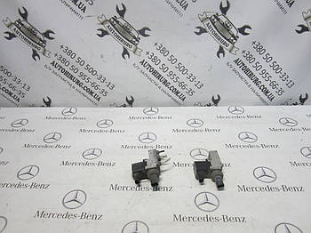 Блок клапанів пневмопідвіски Mercedes-Benz w211 e-class (A2113200158)