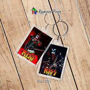 Брелок KISS 024