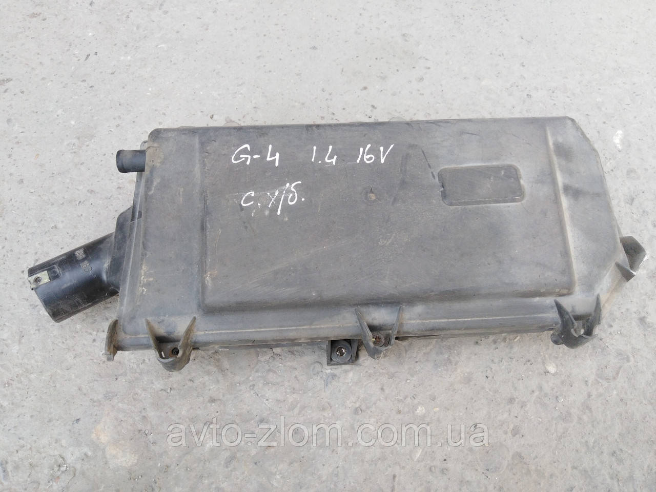 Корпус повітряного фільтра Volkswagen Golf 4, Гольф 4. 1,4 16V. 036129611AM, 036129620C.