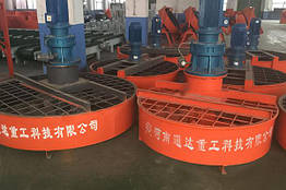 Вертикальний дисковий змішувач для добрив Tongda Fertilizer Machine