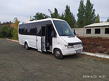 Производство и замена лобового стекла триплекс на автобусе Mercedes-Benz Sprinter 412 D Noge Aro  в Никополе (Украина). 21